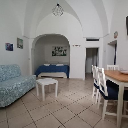 אוסטוני Vico Trieste מראה חיצוני תמונה