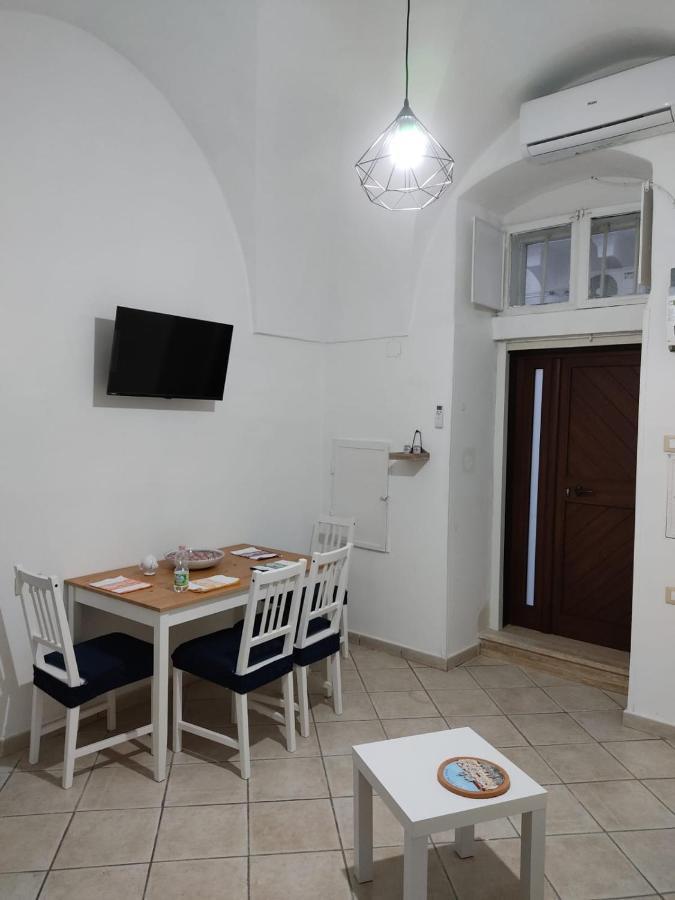 אוסטוני Vico Trieste מראה חיצוני תמונה